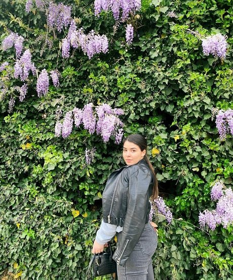 Anna Rebellato modelo perfecto galerías