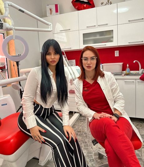 _colovic jana_ star du porno adulte des photos