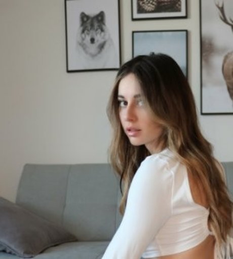 just lola20 actrice nue galerie