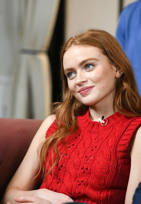Sadie Sink hot actress galleries