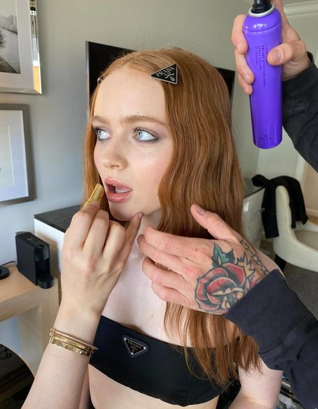Sadie Sink star nice archive