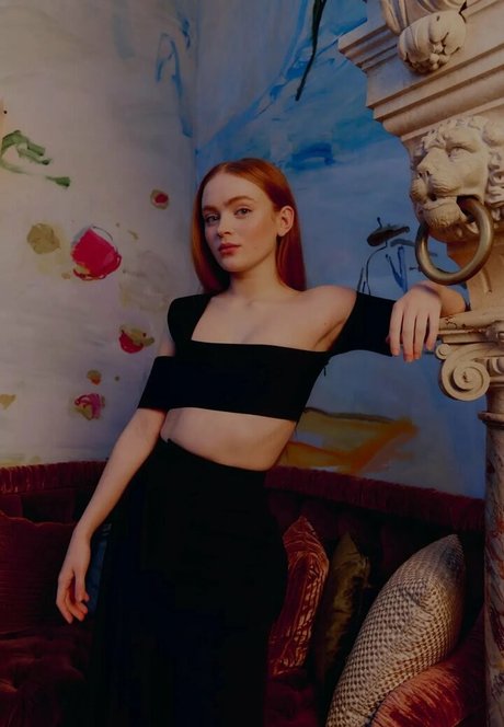 Sadie Sink perfect pornstar photo