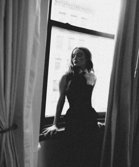 Sadie Sink hermosa estrella archivo