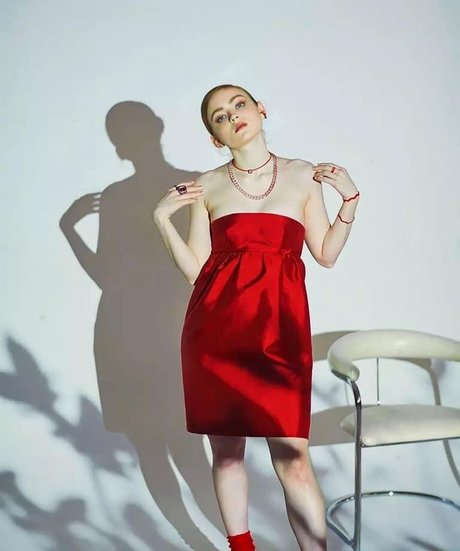 Sadie Sink modèle de haute qualité img