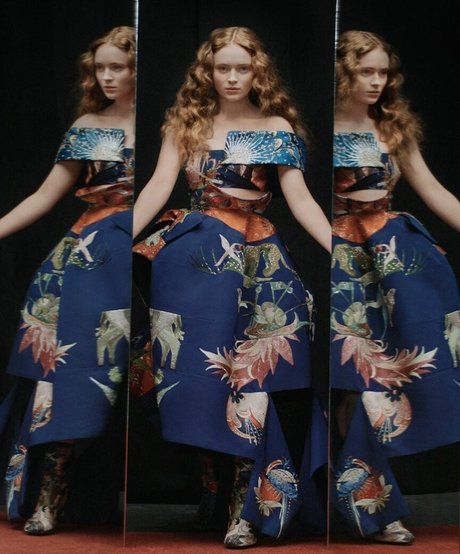 Sadie Sink erotic model img