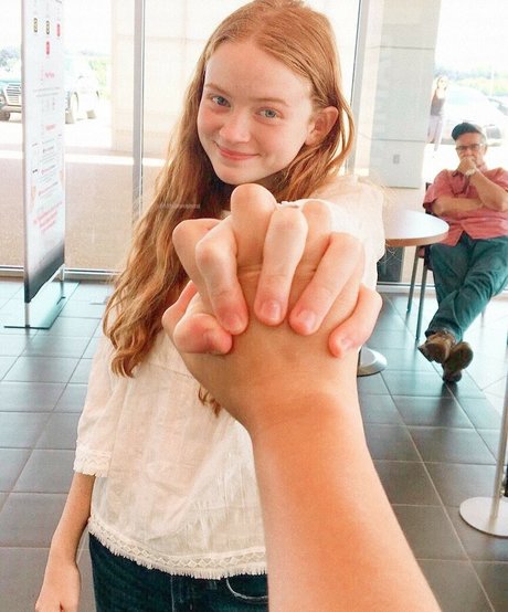 Sadie Sink xxx star archive