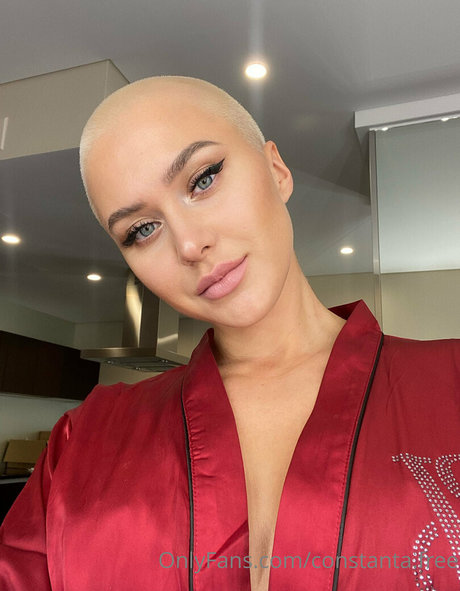 ohmy luna étoile nue galeries