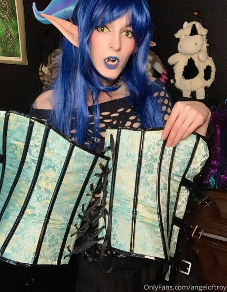 angeloftroy mejor modelo galerías