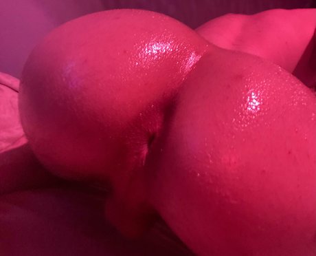 assonphat actrice porno archive