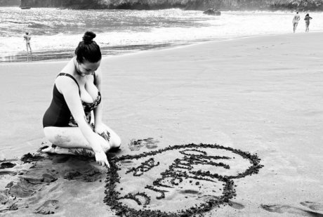 boobStruggle star du porno exclusive galeries