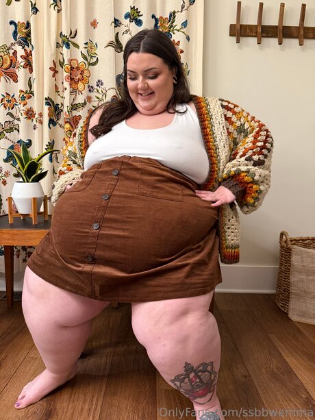 ssbbwemma modelo desnudo foto