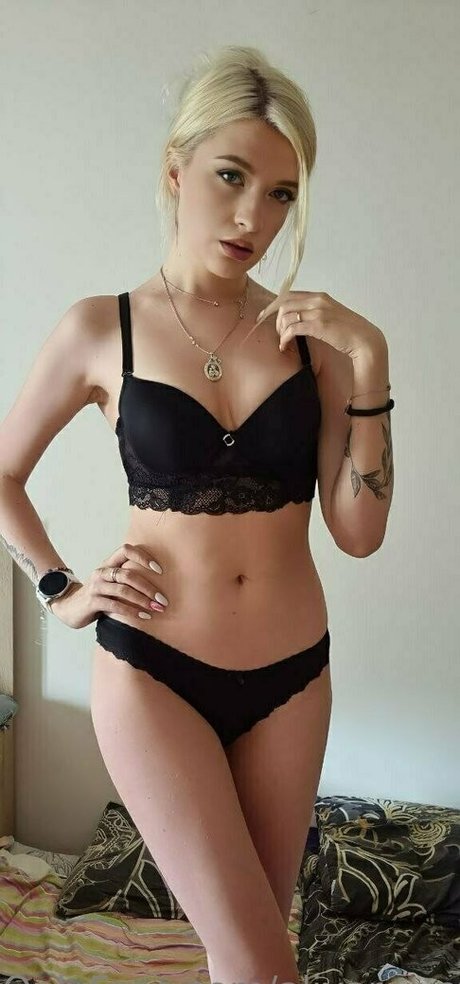 aliyarowefree pornstar high quality picture