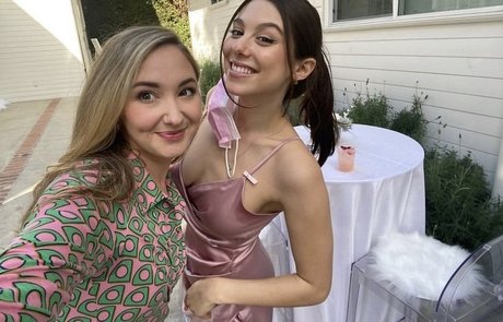 Kira Kosarin hermosa actriz galería