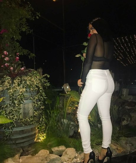 Ariel Winter estrella hermosa foto