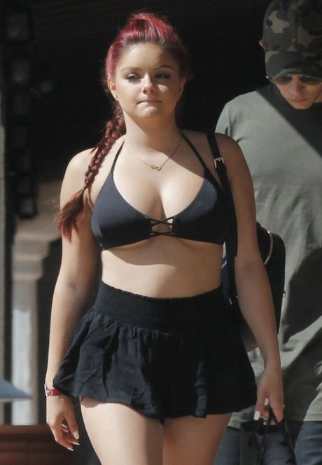 Ariel Winter Image de profil