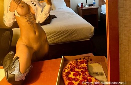 Onlyfans de hombres famosos hermosa desnuda foto