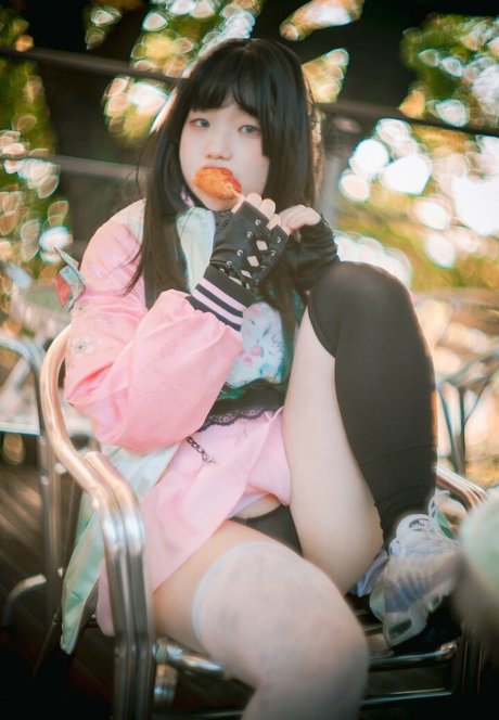 Mimmissu17 estrella porno de arte galería