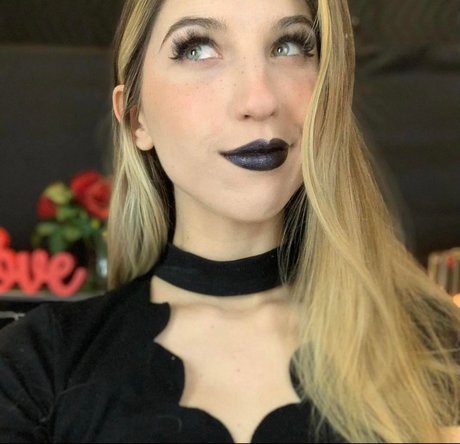 FrivolousFox ASMR model adult image