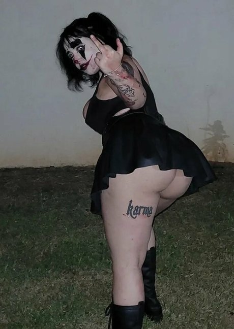 fefefer hot model pics