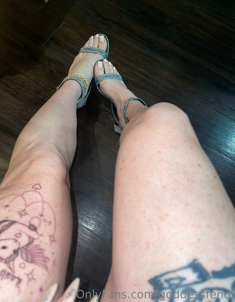 goddessfendi star du porno érotique photos