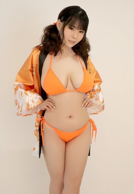 Yuria Yoshine actrice xxx images