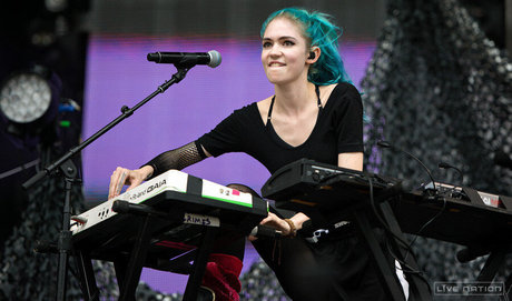 Grimes estrella atractiva archivo