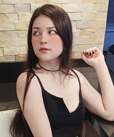 meru rumi mejor modelo foto