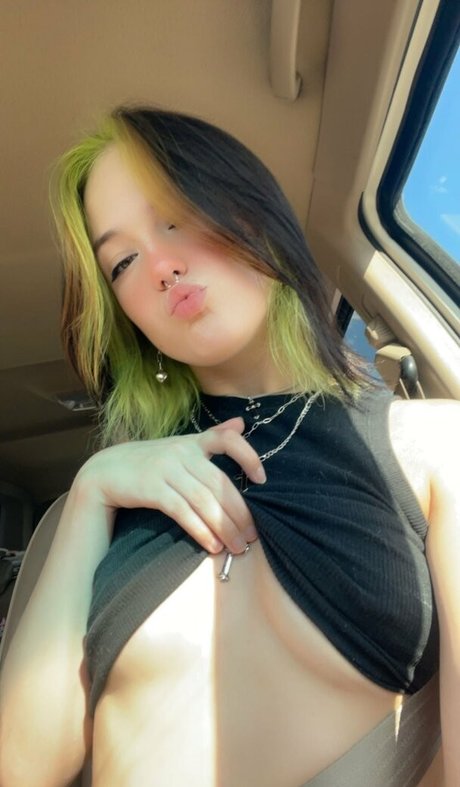 nanichloe pornographic model photos