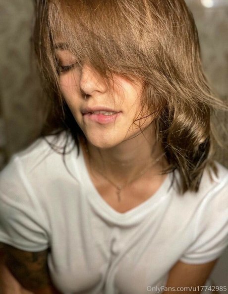 oooops__ modèle magnifique des photos