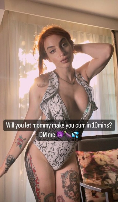 janieblade estrella porno atractiva fotos