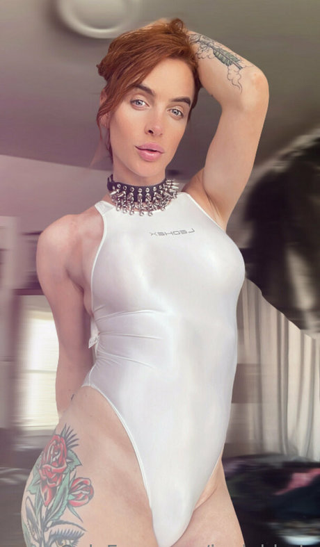 janieblade haut de star du porno galeries