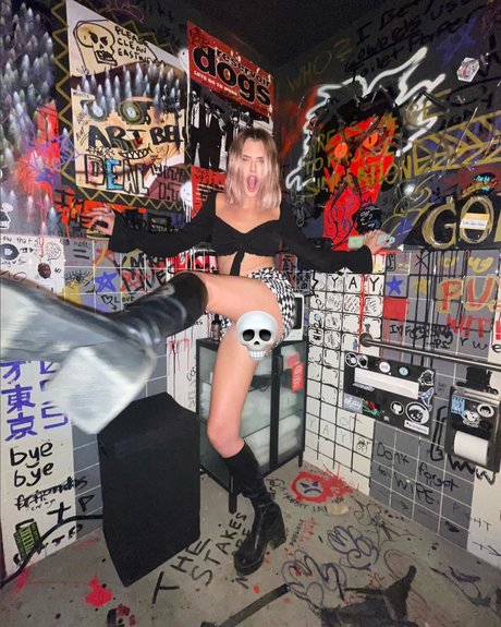 Alissa Violet star érotique img