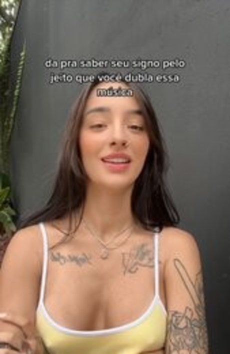 Leticia Caputi modèle magnifique galerie