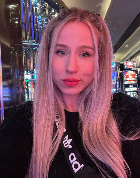 Hayleex modèle nu galerie