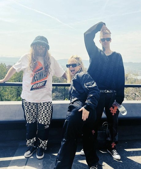 Avril Lavigne étoile de haute qualité img