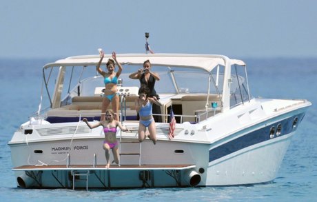 Avril Lavigne estrella pornografica fotos