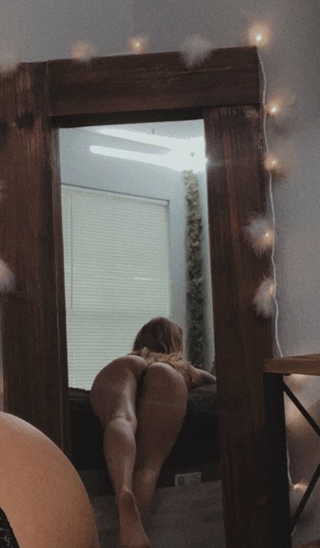 budweiserbreath naked star archive