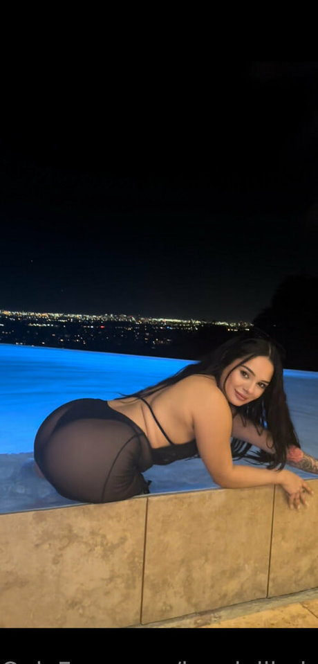 kendallknightt high quality actress pic