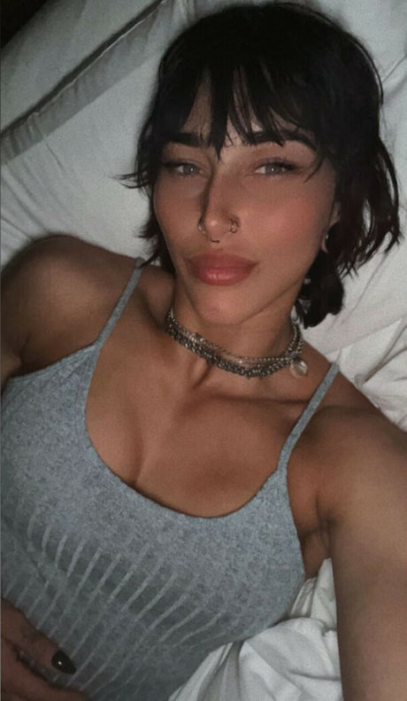 Rhea Ripley estrella del sexo archivo