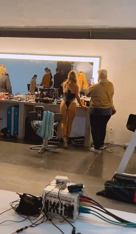 Flavia Alessandra meilleure star du porno galeries