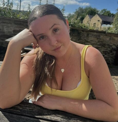 Katylee Bailey estrella libre galería