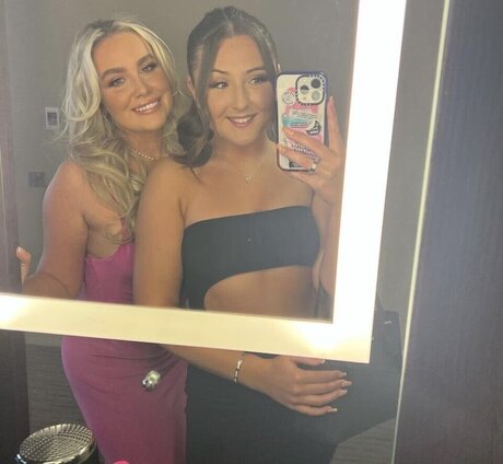 Katylee Bailey art de star du porno photo