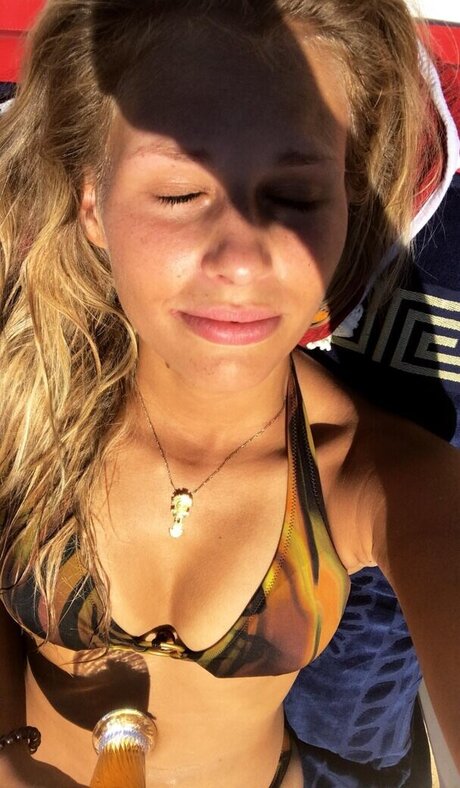 Carolina Peukmann estrella del arte imagen