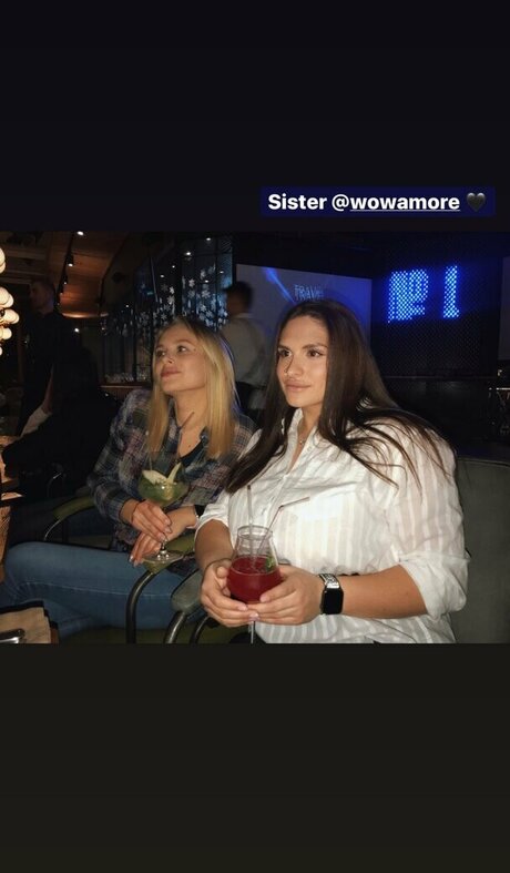 Nastya Blinova modèles nus des photos