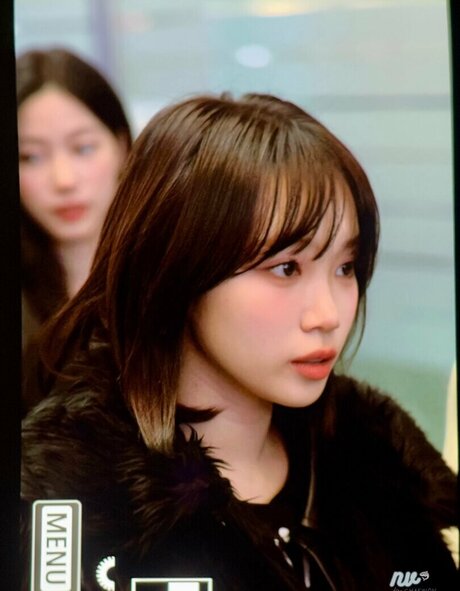 Kim Chaewon nus star du porno galerie