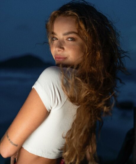 Camila Mayrink star du porno parfaite photos