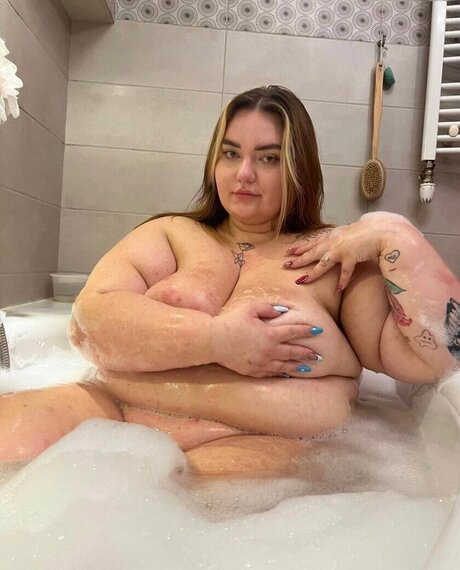 Geparrke pornstar nude images