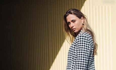 Sophia Fl rsch modelo porno imagen