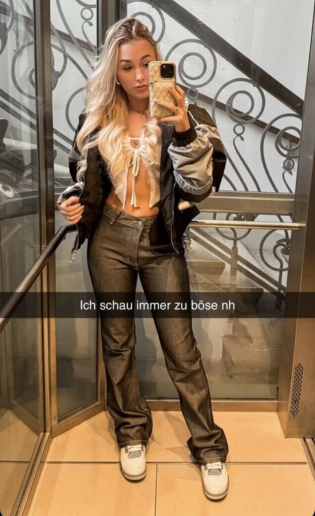 Maryyhx sexo modelo imágenes