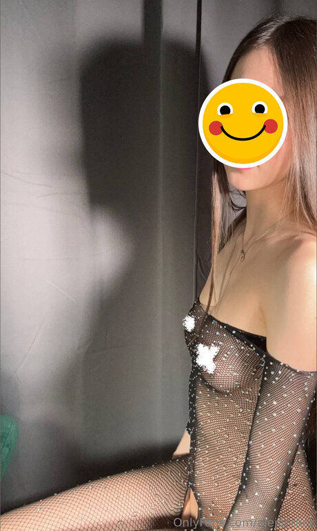 Alejacrack model pretty picture